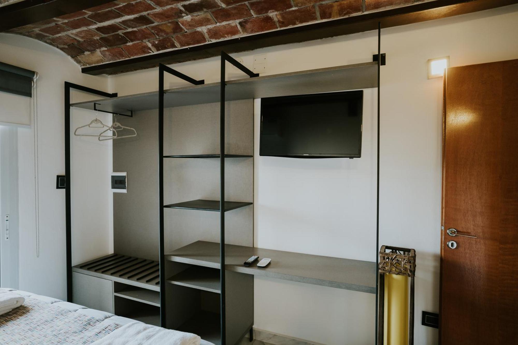 M65 Luxury Apartment *